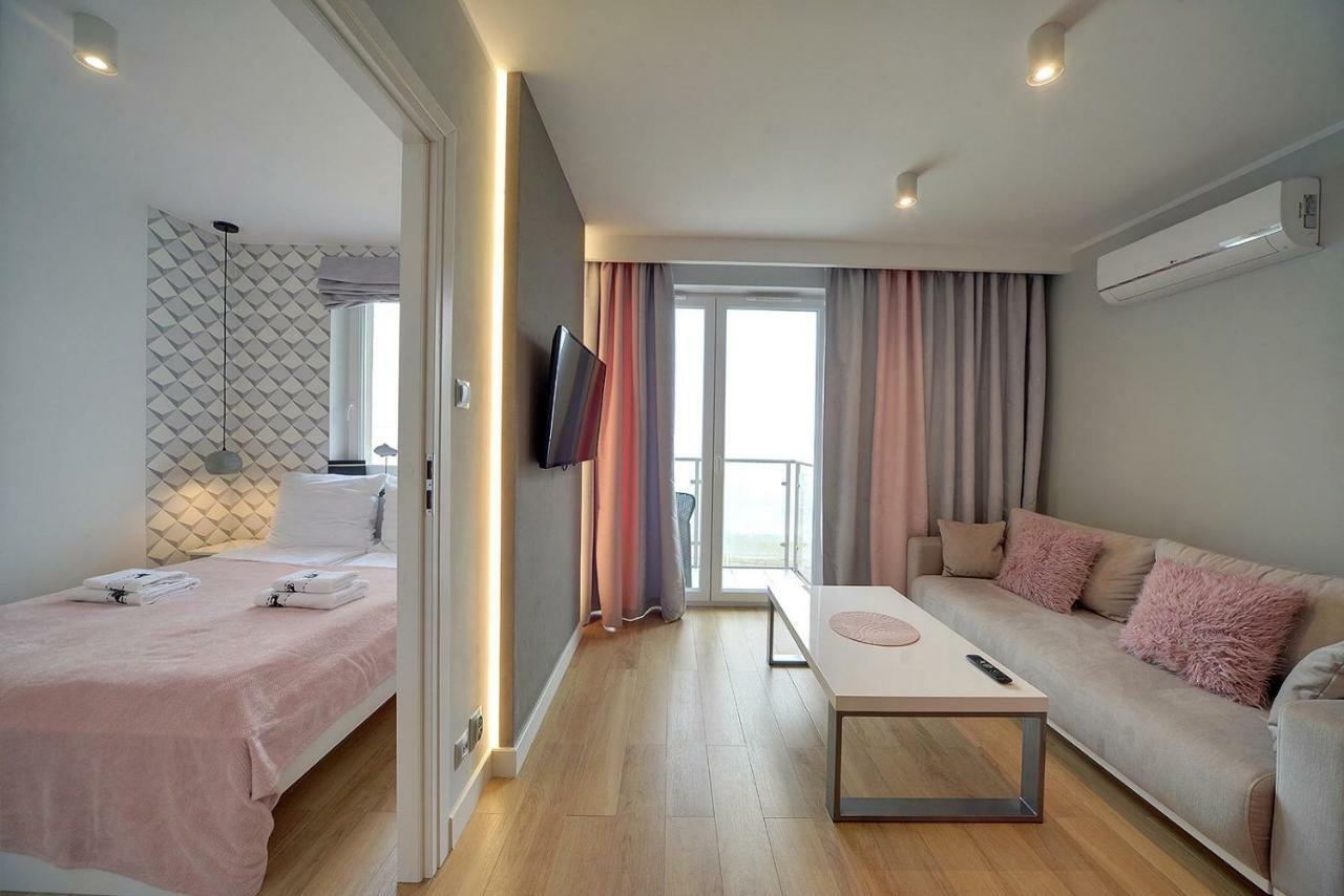 Pink Apartment Lesne Tarasy Dziwnówek Kültér fotó
